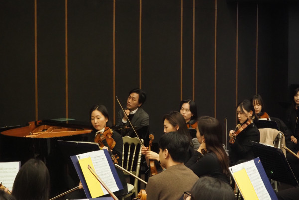 港產指揮 撼贏OPPA立足韓國  明年隨韓國樂團回歸香港藝術節