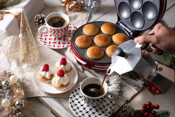 美食版聖誕禮物集合 本地氣泡茶 / 日清即食麵包包 / 台式雪花酥