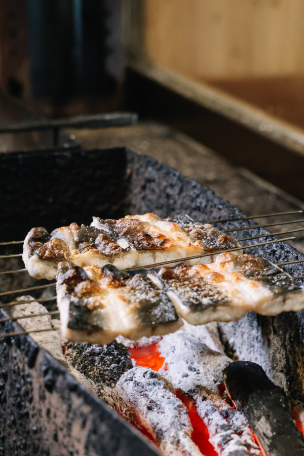 旺角發現炭燒鰻魚專門店  即叫即燒！ 親民價 $92 好抵食！ 