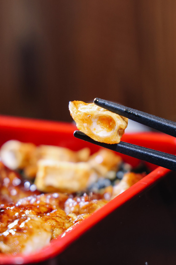 旺角發現炭燒鰻魚專門店  即叫即燒！ 親民價 $92 好抵食！ 