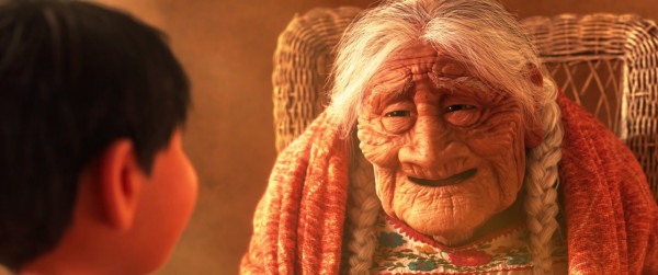《玩轉極樂園》太婆Coco配音演員逝世 享耆壽90歲