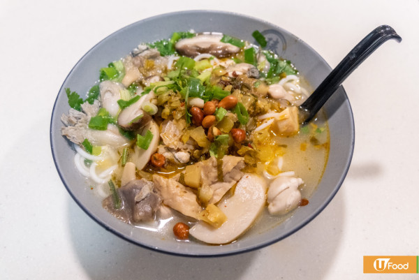 觀塘隱世米線舖臻味豬扒酸辣米線　必食蠔仔／手撕雞／可轉水晶粉