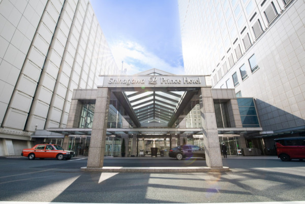 酒店位於JR品川車站對面。(圖片來源:Shinagawa Prince Hotel官網) 酒店位於JR品川車站對面。(圖片來源:Shinagawa Prince Hotel官網)