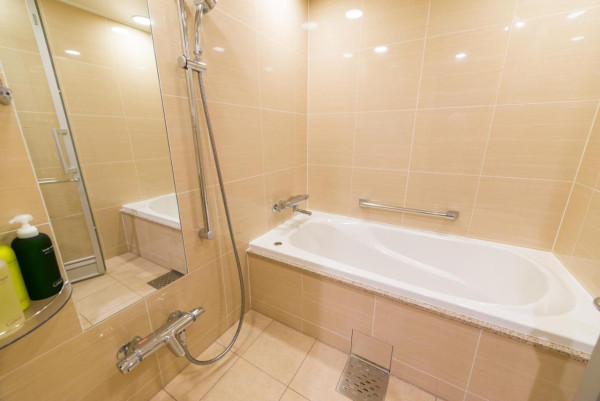 超級酒店Premier 東京站八重洲中央口(圖片來源:Booking.com@Super Hotel Premier Tokyo Station Yaesu-Chuoguchi ) 超級酒店Premier 東京站八重洲中央口(圖片來源:Booking.com@Super Hotel Premier Tokyo Station Yaesu-Chuoguchi )