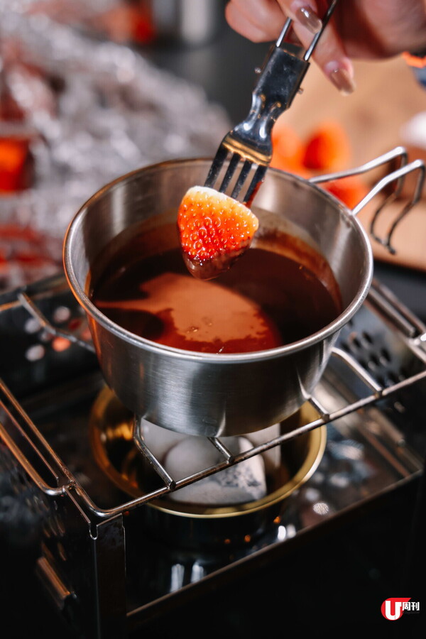 Glamping 主題燒肉店 1 月限定飄雪 + Busking  / 戶外聽歌燒棉花糖至 2am