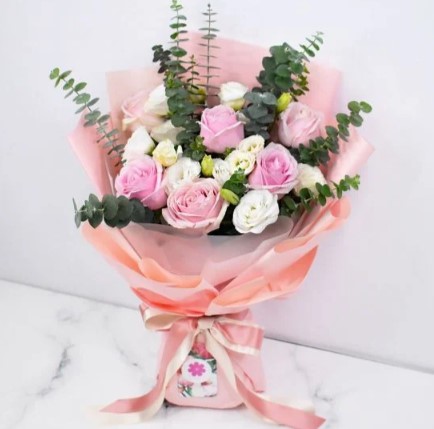 情人節花束選擇3：Gift Flowers粉紅玫瑰配洋桔梗花束 HK$599