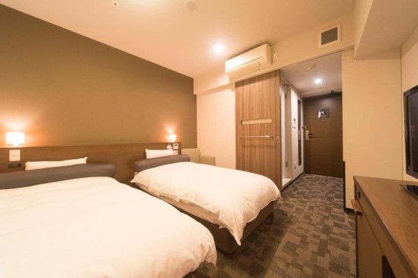 房間內貌。（圖片來源：Booking@多美迎 PREMIUM 澀谷神宮前飯店）
