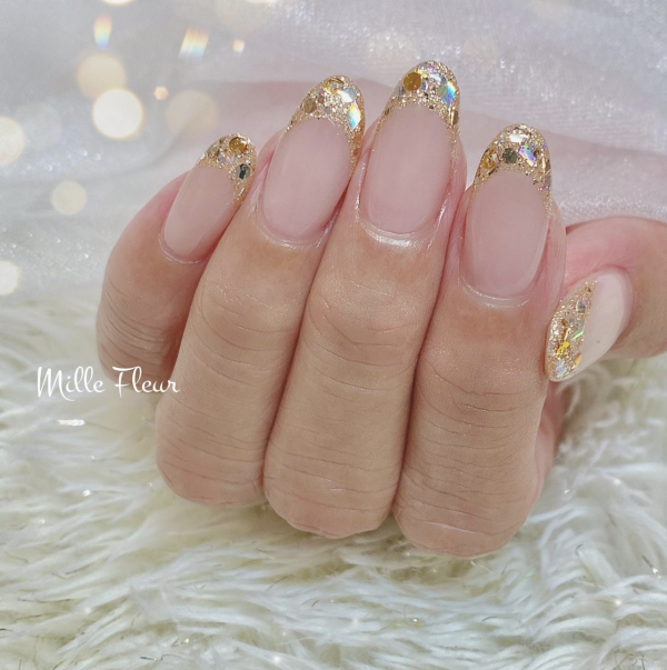 新娘美甲款式|1.簡約法式美甲