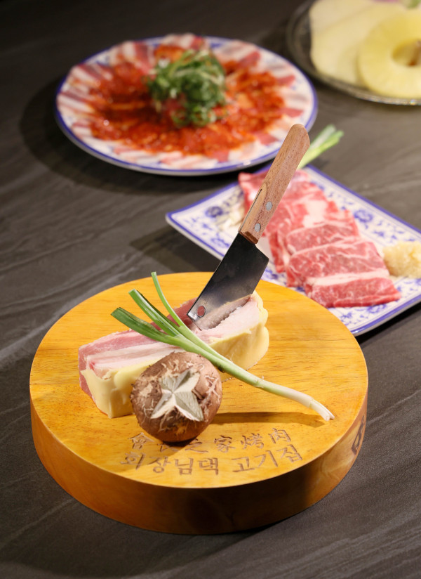 最 Hit「老錢風」會長之家韓燒店 香港少見牛油熟成五層肉 邪惡牛小腸大腸 