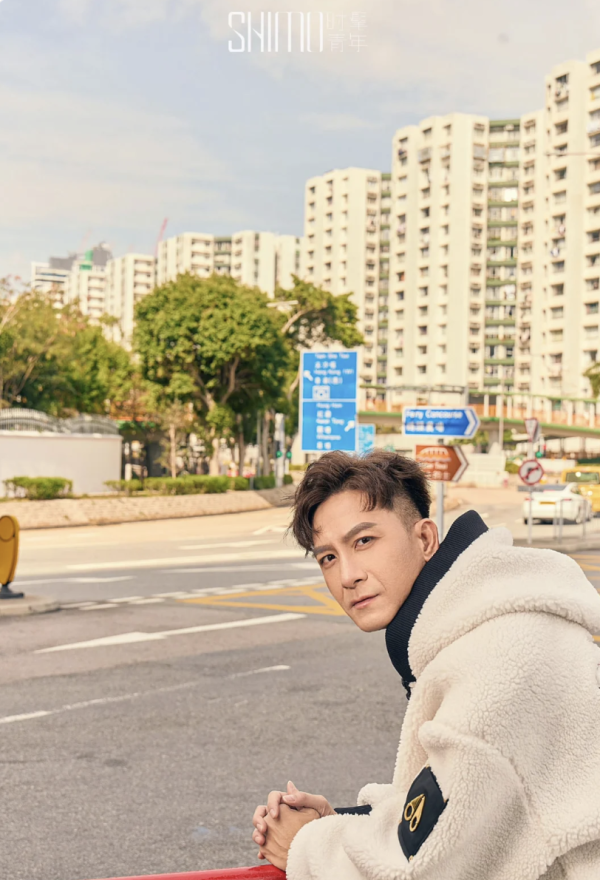 馬國明登內地雜誌化韓妝 粗眼線翹睫毛！意外撞樣Anson Lo 