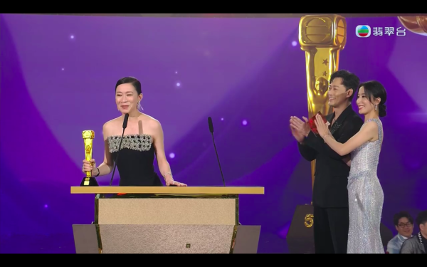 萬千星輝2025｜佘詩曼四屆視后締造香港歷史紀錄 四年四段得獎感言全部神對應