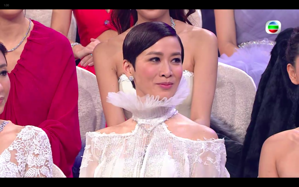 萬千星輝2025｜佘詩曼四屆視后締造香港歷史紀錄 四年四段得獎感言全部神對應