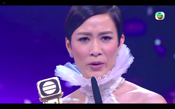 萬千星輝2025｜佘詩曼四屆視后締造香港歷史紀錄 四年四段得獎感言全部神對應