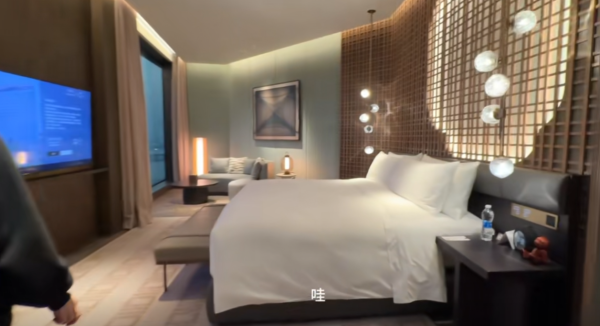 鄧紫棋晒深圳五星級總統套房 1晚房價14萬港幣 超大落地窗/180度海景 