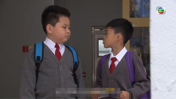 韓國媽帶孖仔食自助餐想慳錢 付一人錢輪流食 因1特徵被揭發！ 