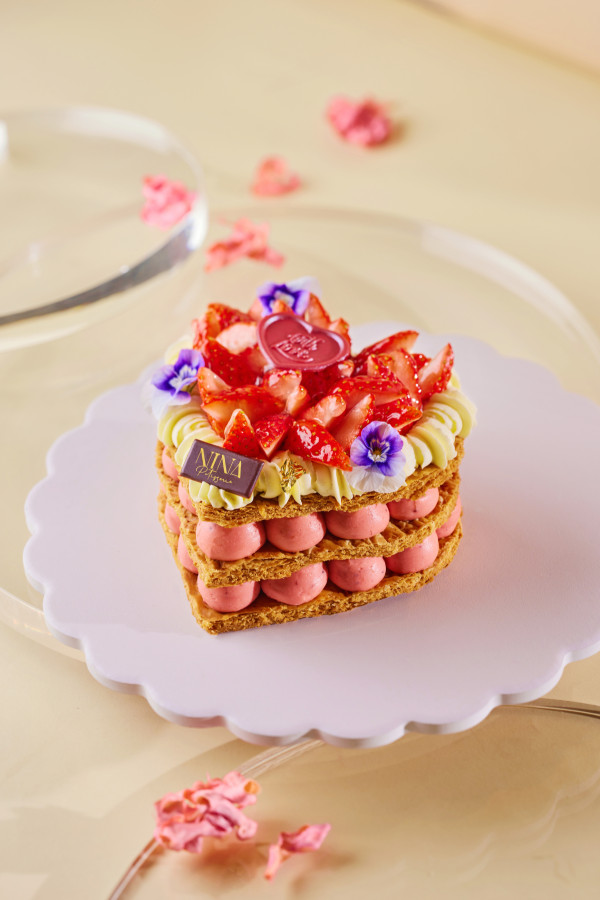 附早鳥優惠！逾10間情人節蛋糕推介2025   高貴鏡面／3D卡通／星球立體蛋糕