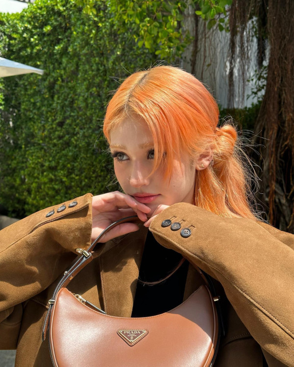 2024名牌手袋包款推介3:Prada Arqué皮革單肩袋 HK$19,100