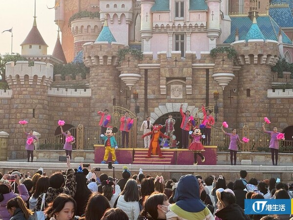 香港迪士尼樂園「奇妙年年」5大新年限定活動！賀年城堡舞台表演+新春許願牆打卡