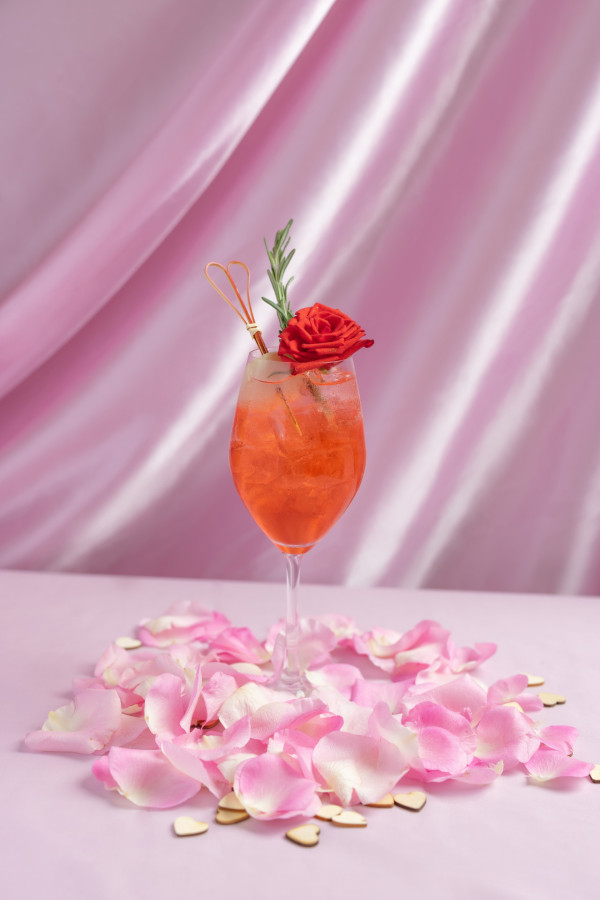 鰂魚涌西日料理餐廳「幸圓」推出情人節菜式   安格斯T骨牛扒／生蠔／三文魚籽燒汁比目魚／布朗尼／紅玫瑰特飲