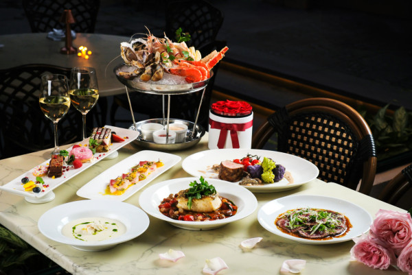 山頂懷舊老店「太平山餐廳」推出情人節晚餐  火炙生牛肉／海鮮拼盤／送護手霜！
