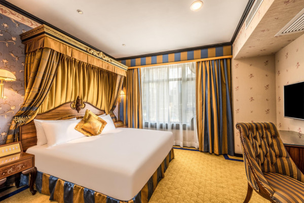 葡京酒店為澳門首間五星級酒店。（圖片來源：Facebook@澳門葡京酒店）