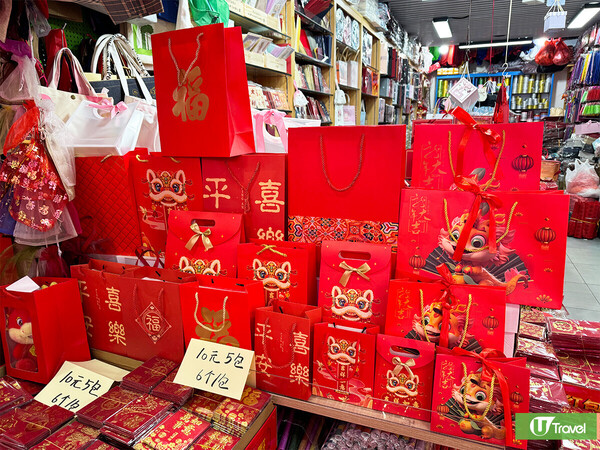 深圳筍崗文具玩具禮品城  樓高4層 辦年貨必去！批發價買書包/筆記簿/模型 