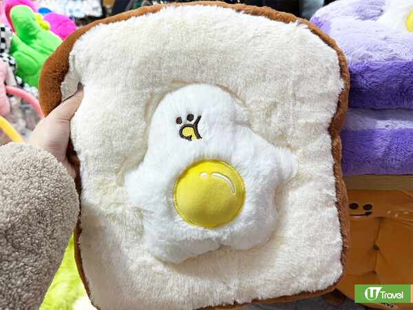 深圳筍崗文具玩具禮品城  樓高4層 辦年貨必去！批發價買書包/筆記簿/模型 