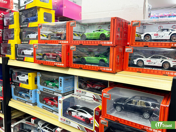 深圳筍崗文具玩具禮品城  樓高4層 辦年貨必去！批發價買書包/筆記簿/模型 