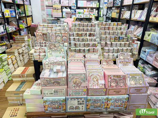 深圳筍崗文具玩具禮品城  樓高4層 辦年貨必去！批發價買書包/筆記簿/模型 