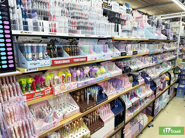 深圳筍崗文具玩具禮品城  樓高4層 辦年貨必去！批發價買書包/筆記簿/模型 