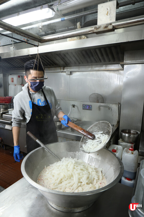 點心小店老馮茶居 前鳳城點心師傅主理 / 神級軟糯千層紅棗糕 
