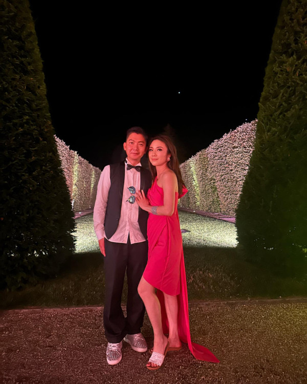 前TVB咪神張秀文婚後神隱 激罕po近況！坐頭等飛杜拜曬貴婦生活 