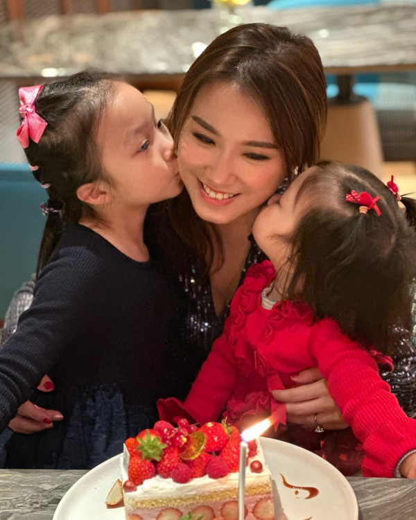 前TVB咪神張秀文婚後神隱 激罕po近況！坐頭等飛杜拜曬貴婦生活 