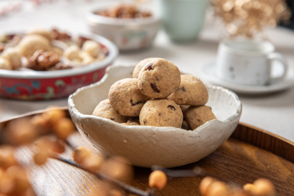 拜年送禮 Ideas（上） 12 件精選禮物：女王棉花糖 / 老字號蝦子麵 / 花俏口味蝴蝶酥