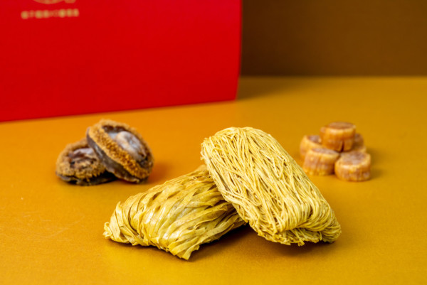 拜年送禮 Ideas（上） 12 件精選禮物：女王棉花糖 / 老字號蝦子麵 / 花俏口味蝴蝶酥