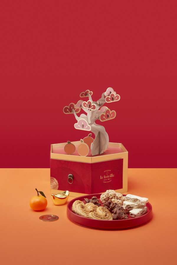 拜年送禮 Ideas（上） 12 件精選禮物：女王棉花糖 / 老字號蝦子麵 / 花俏口味蝴蝶酥