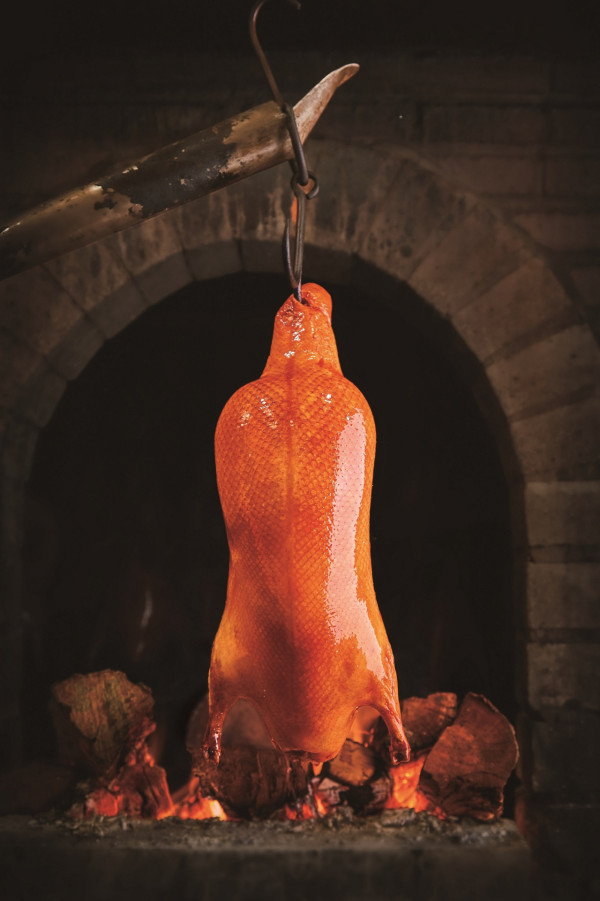 【短線特搜】農曆新年去澳門行大運 星級餐廳自助餐、賀年菜、盆菜、最新烤鴨名店