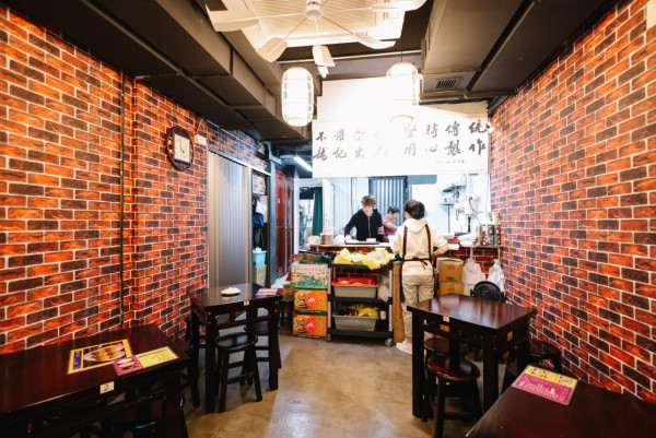 牛頭角誠意糖水小店 $25 石磨芝麻糊 / 薑汁湯丸 /  煙韌糖不甩