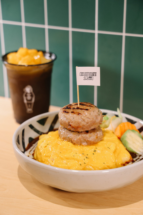 沙嗲王副線 白咖喱主題餐廳 必試新增漢堡扒滑蛋蓋飯 / 經典白咖喱香茅豬扒飯 