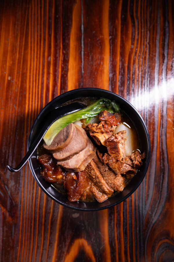 煲仔飯天花板！ 元朗車仔麵店最強出品 普洱茶煮香脆飯焦