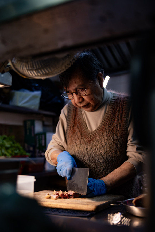煲仔飯天花板！ 元朗車仔麵店最強出品 普洱茶煮香脆飯焦