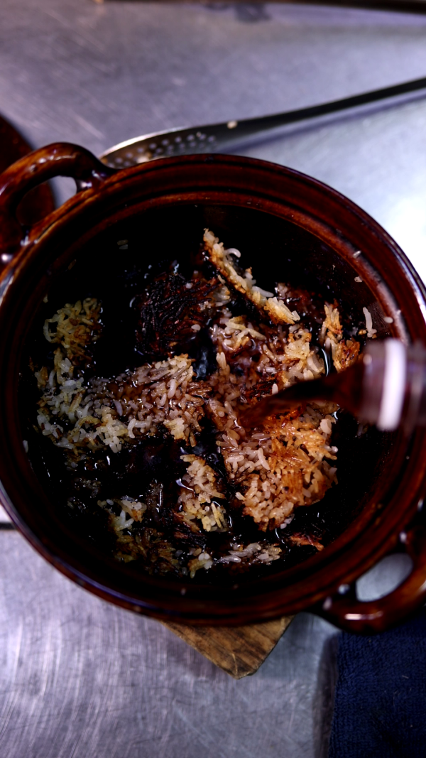 煲仔飯天花板！ 元朗車仔麵店最強出品 普洱茶煮香脆飯焦