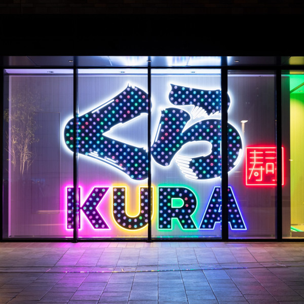 日本迴轉壽司店抽扭蛋原來有「秘技」？ 一招提高中獎機率 唔使再狂食 