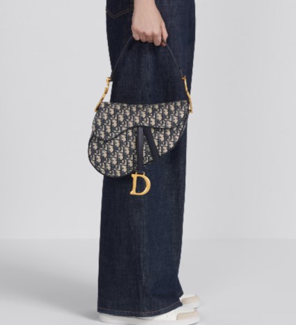 Dior保值手袋推薦｜4大最值得入手包款！經典BOOK TOTE最平2萬入門