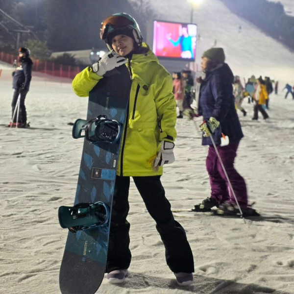何依婷日本滑雪發生意外 被途人撞到頭著地受傷 IG親述最新情況 