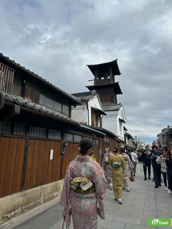 川越藏造老街時之鐘，女士穿傳統和服體驗舊江戶時代氣氛。