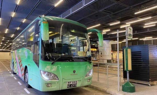 永東巴士營運往返香港及廣州的直通巴士服務。（圖片來源：永東巴士官網）