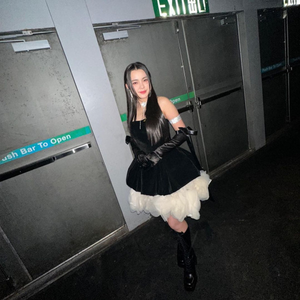 17歲「聲夢小花」大個女做學神！新年考車牌 淡定遊走新西蘭 