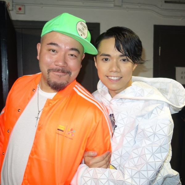 黃偉文時裝週意外後倫敦餐廳突收女侍應紙仔  一句說話即刻眼濕濕超暖心 