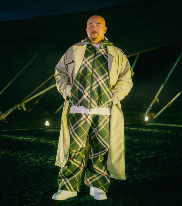 黃偉文時裝週意外後倫敦餐廳突收女侍應紙仔  一句說話即刻眼濕濕超暖心 